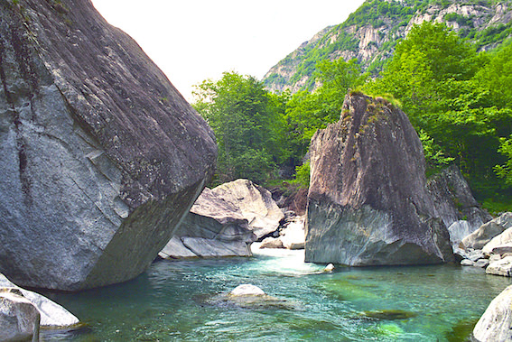 Bavona